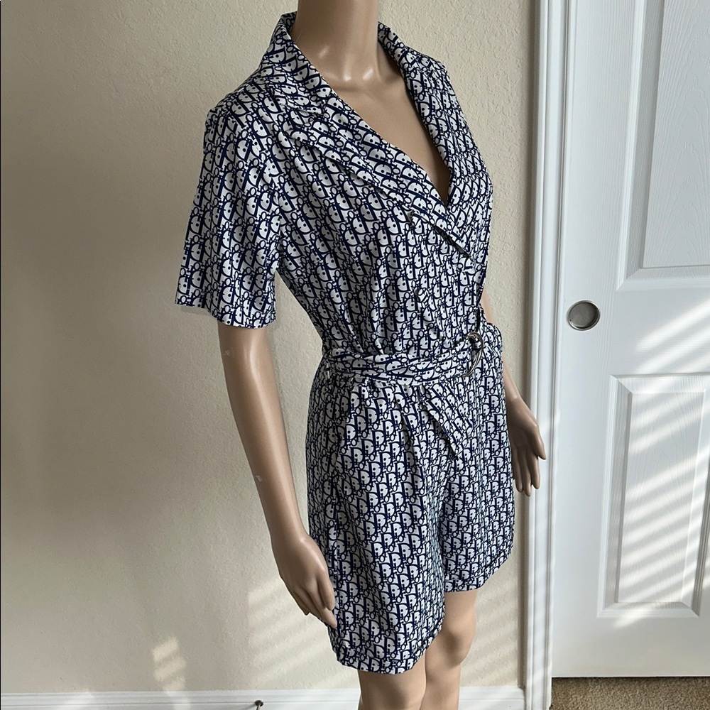 Navy & White Printed Wrap Romper with Belt Size Medium - Picture 2 of 16